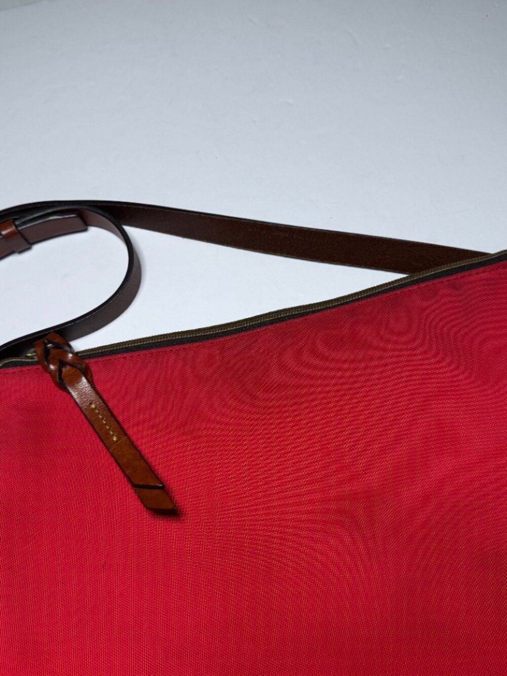 Dooney & Bourke Red Canvas Nylon Crossbody Bag Purse Leather Trim Adjustable - Picture 14 of 16